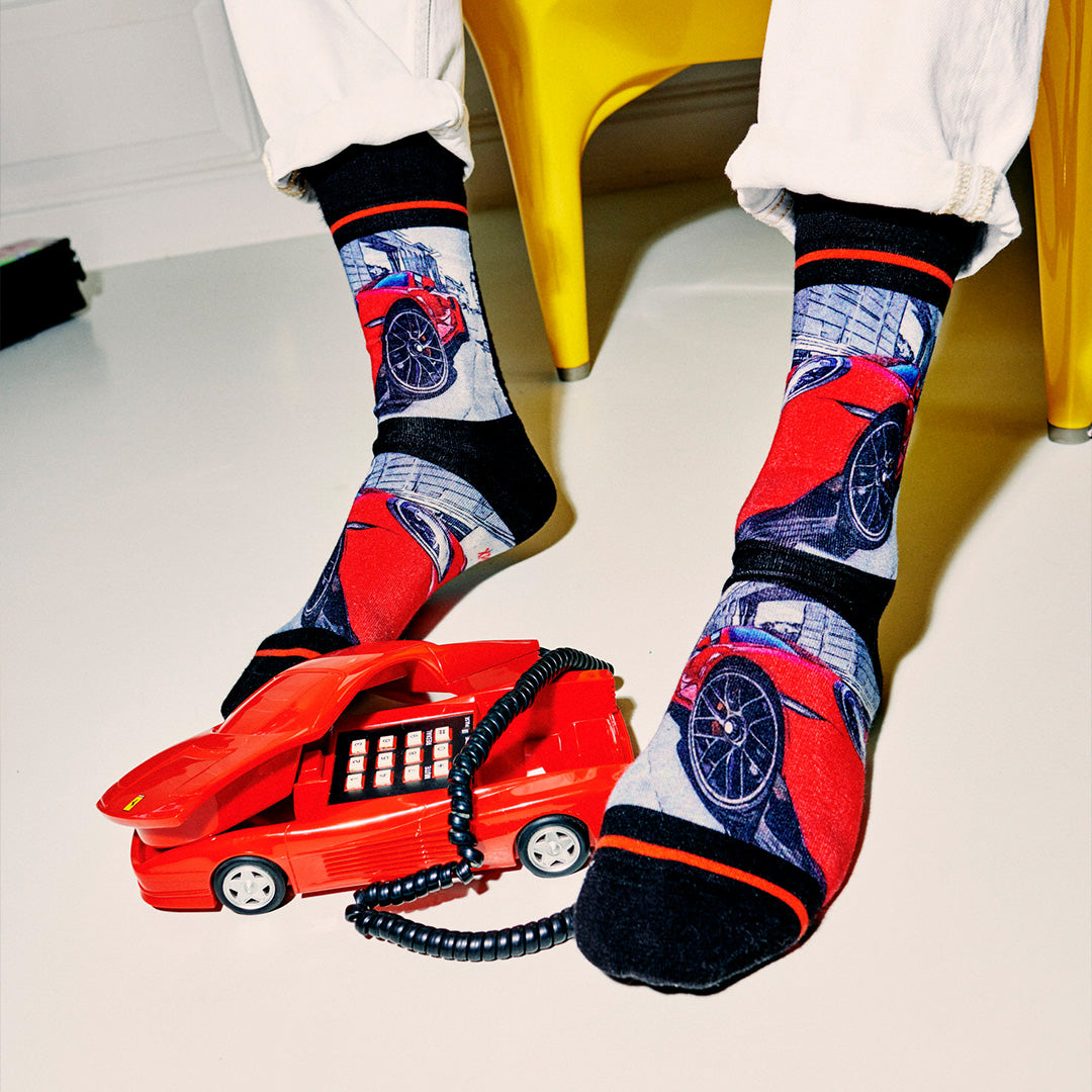 Vitesse des chaussettes pour hommes en bambou rouge